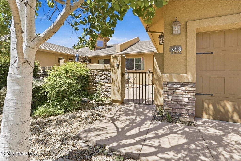 Photo of 408 N Hilton Lane, Prescott, AZ 86301 (MLS # 1084215)