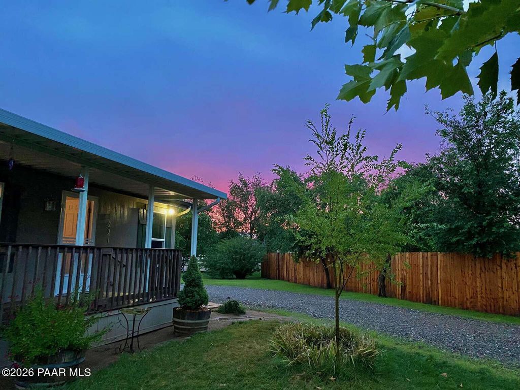 Photo of 1221 W Poco Lane, Chino Valley, AZ 86323 (MLS # 1080991)