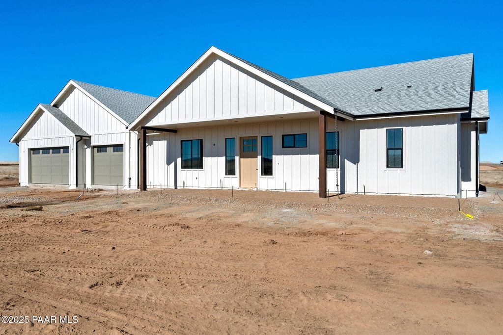 Photo of 6424 E Copperfield Drive, Prescott Valley, AZ 86315 (MLS # 1078410)