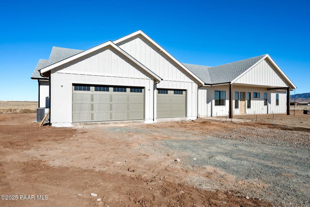 Photo of 6424 E Copperfield Drive, Prescott Valley, AZ 86315 (MLS # 1078410)