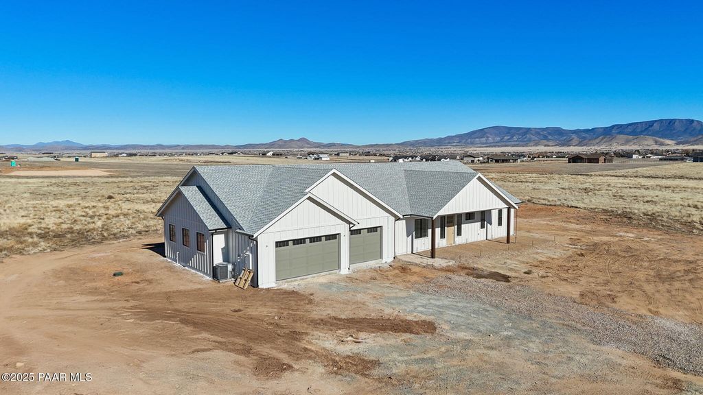 Photo of 6424 E Copperfield Drive, Prescott Valley, AZ 86315 (MLS # 1078410)