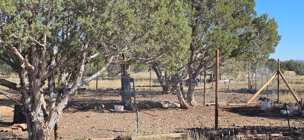 Photo of 3779 W Shawn Way, Williams, AZ 86046 (MLS # 1077710)