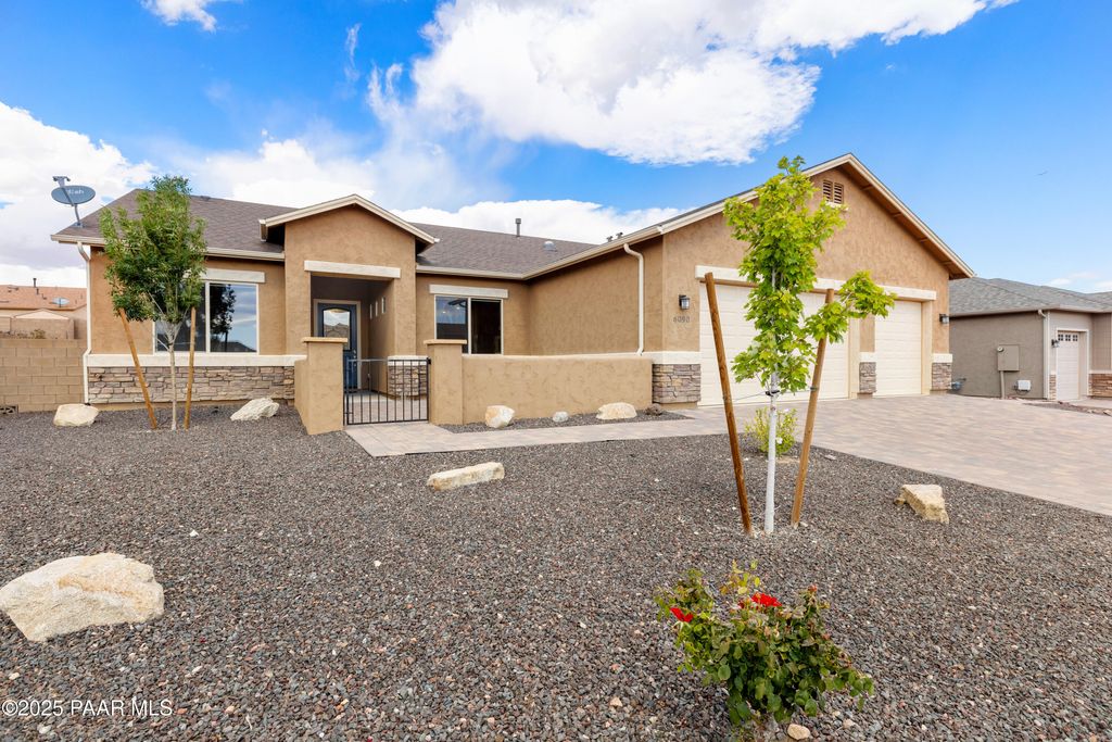 Photo of 6090 E Shetland Way, Prescott Valley, AZ 86314 (MLS # 1076764)