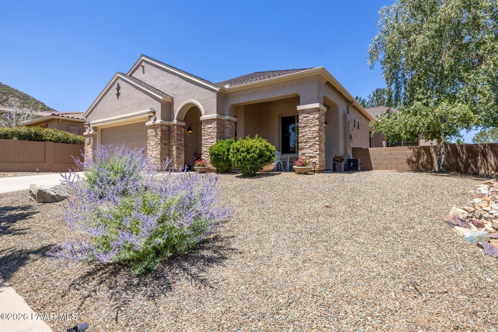 Photo of 7591 E Trader's Trail, Prescott Valley, AZ 86314 (MLS # 1083530)