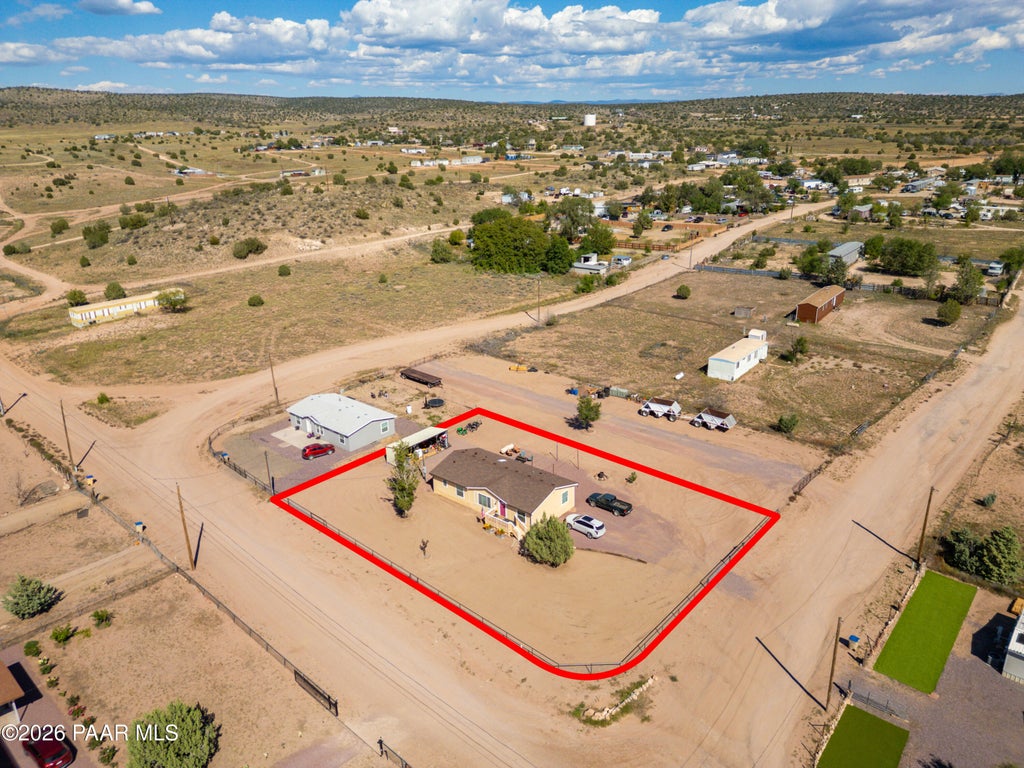 Photo of 25375 N Ironwood Drive, Paulden, AZ 86334 (MLS # 1085595)
