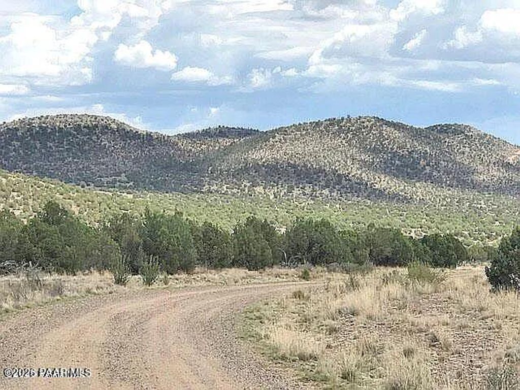 Photo of 18875 N Butte Pass Road, Prescott, AZ 86305 (MLS # 1080348)