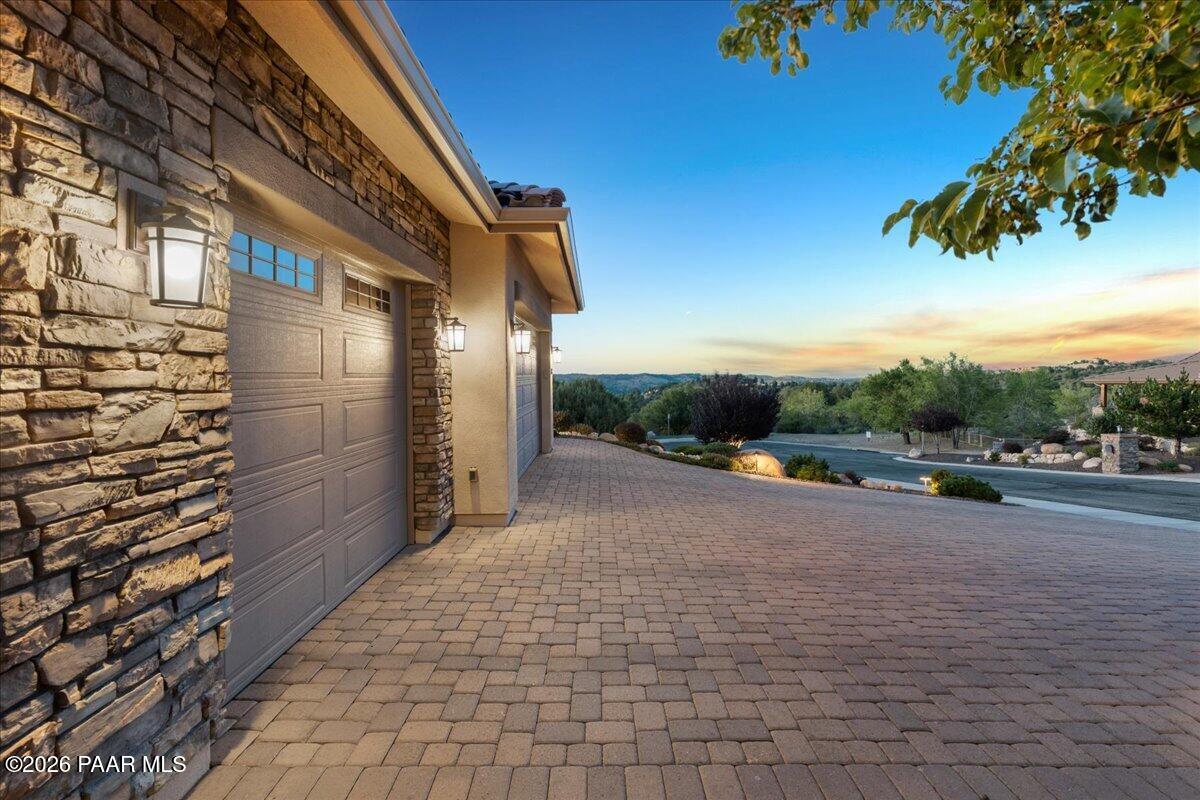 894 Canyon Breeze Court
