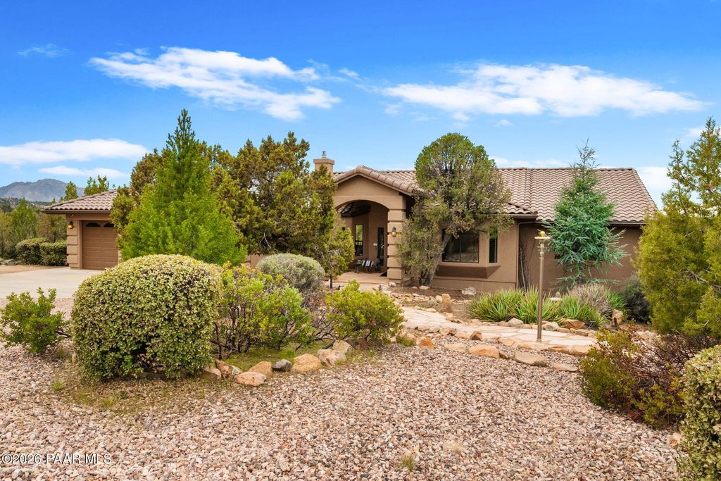 Photo of 13832 N Spotted Eagle Drive, Prescott, AZ 86305 (MLS # 1079806)