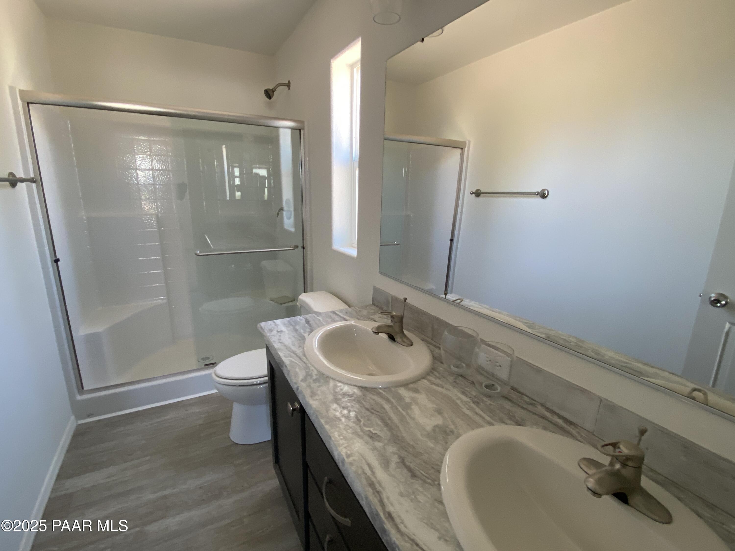 395 W Paris Trail