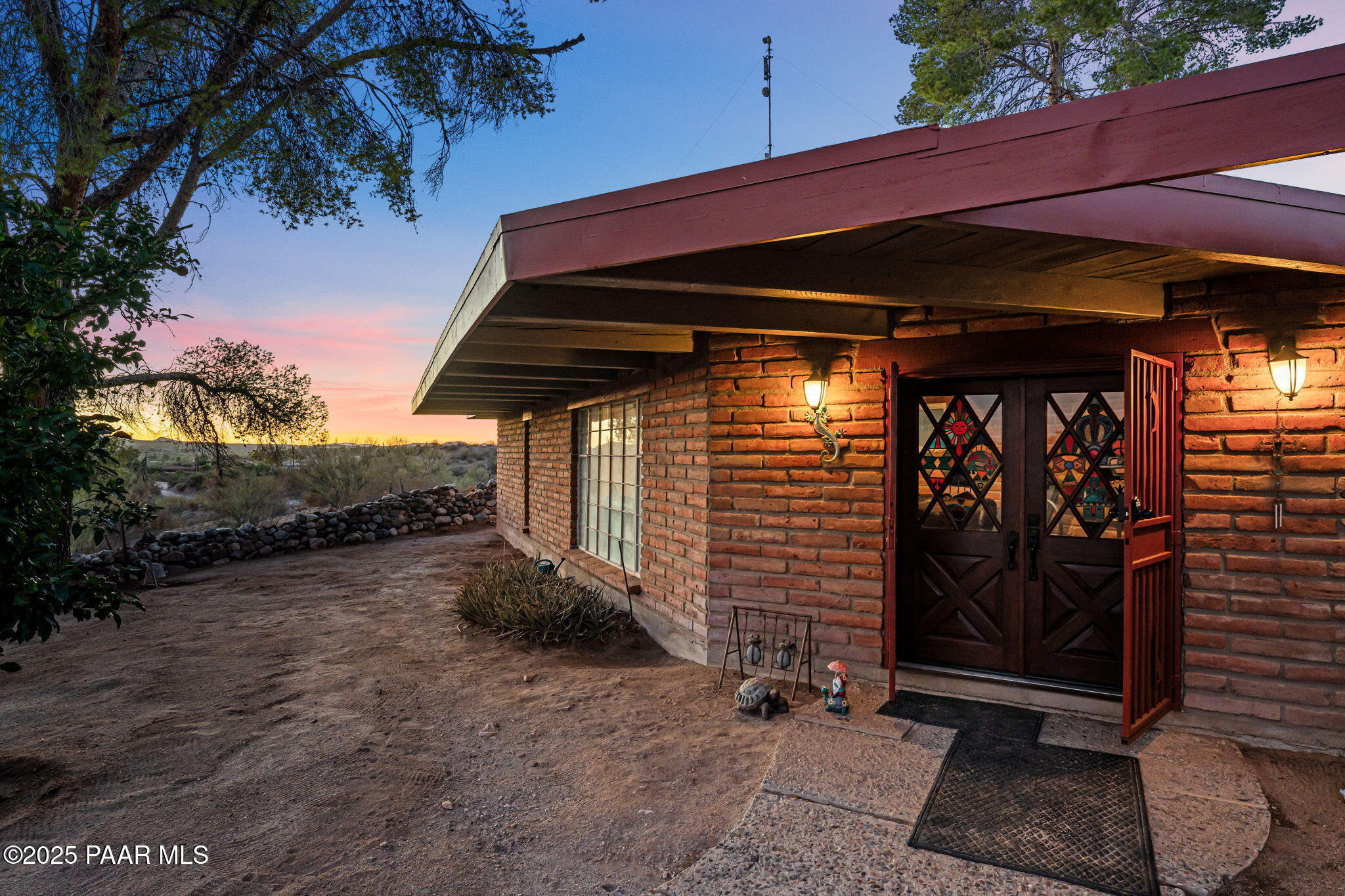 590 N Constellation Road