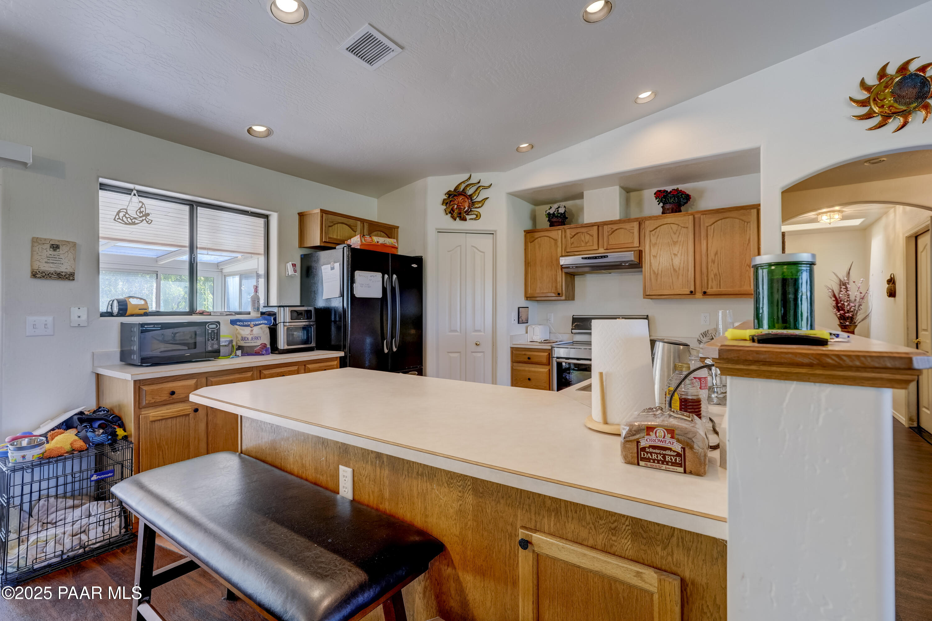 4225 N Saratoga Drive