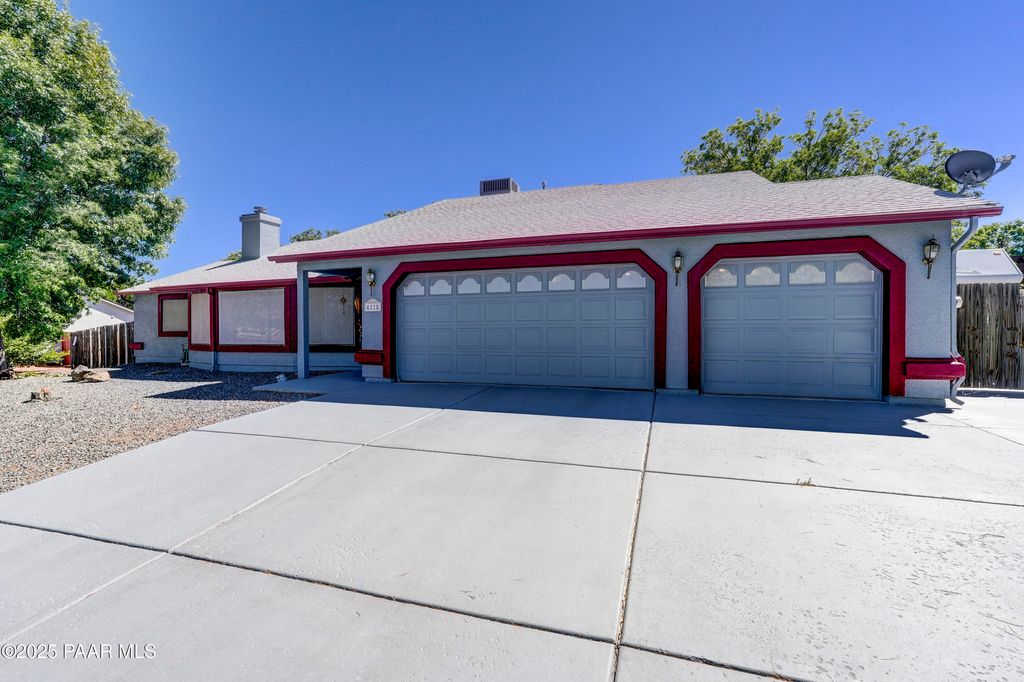 Photo of 4225 N Saratoga Drive, Prescott Valley, AZ 86314 (MLS # 1076735)