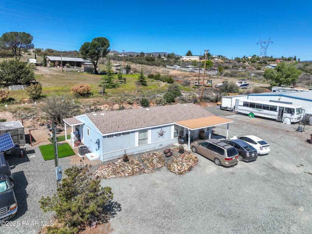 Photo of 10630 S State Route 69, Mayer, AZ 86333 (MLS # 1078414)