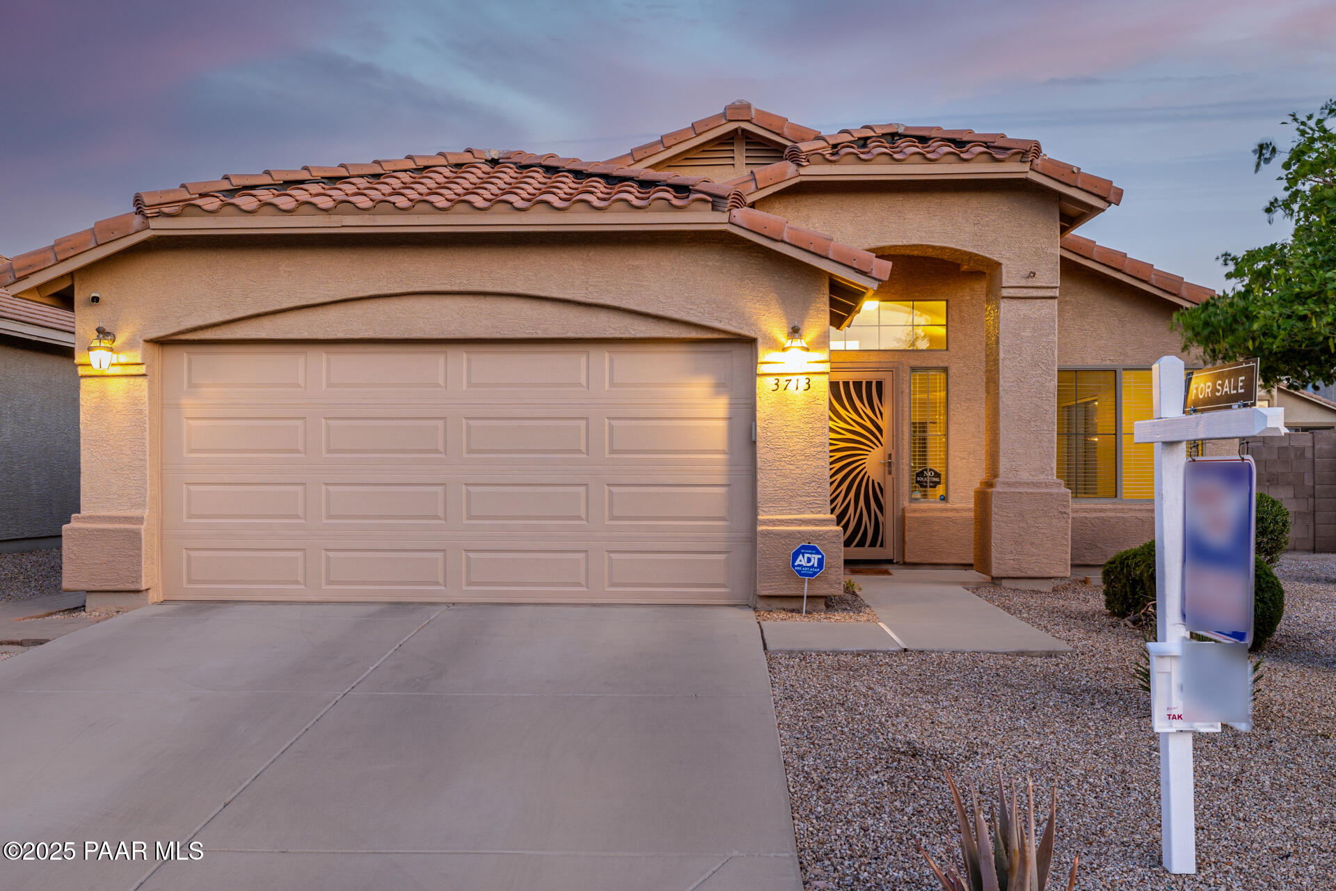 3713 W Nancy Lane