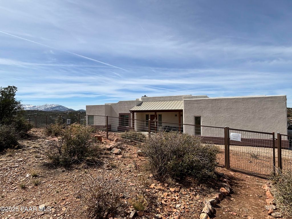 Photo of 14994 N Hope Rose Road, Prescott, AZ 86305 (MLS # 1079962)
