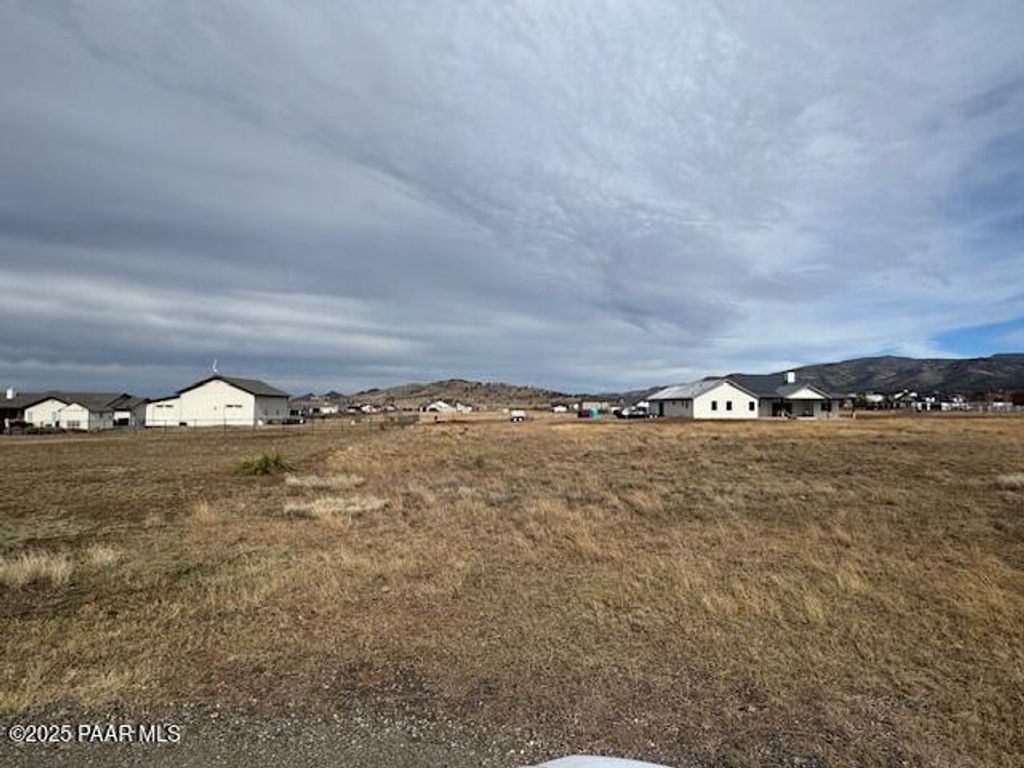 Photo of 00 E Canter Drive, Prescott Valley, AZ 86315 (MLS # 1077876)