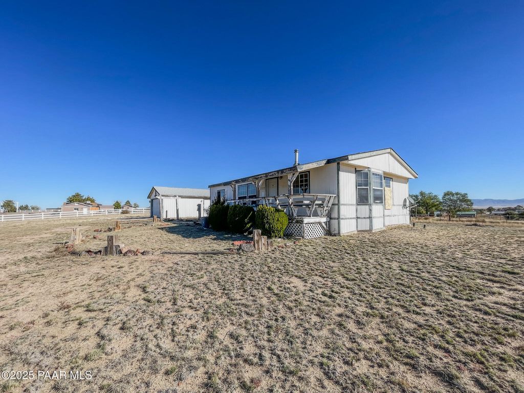 Photo of 1355 S Reed Road, Chino Valley, AZ 86323 (MLS # 1077608)
