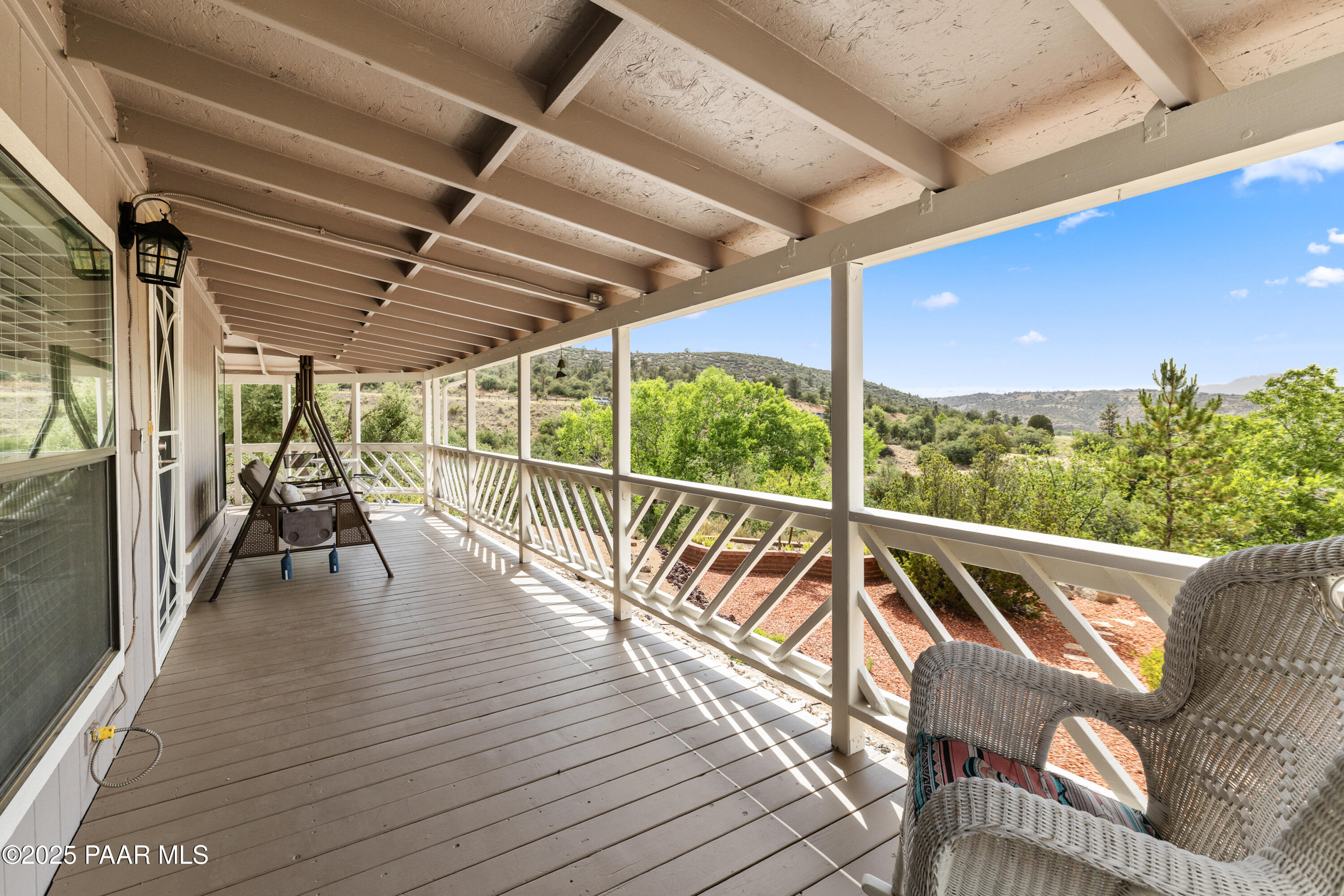 1947 E Mountain Hollow Drive