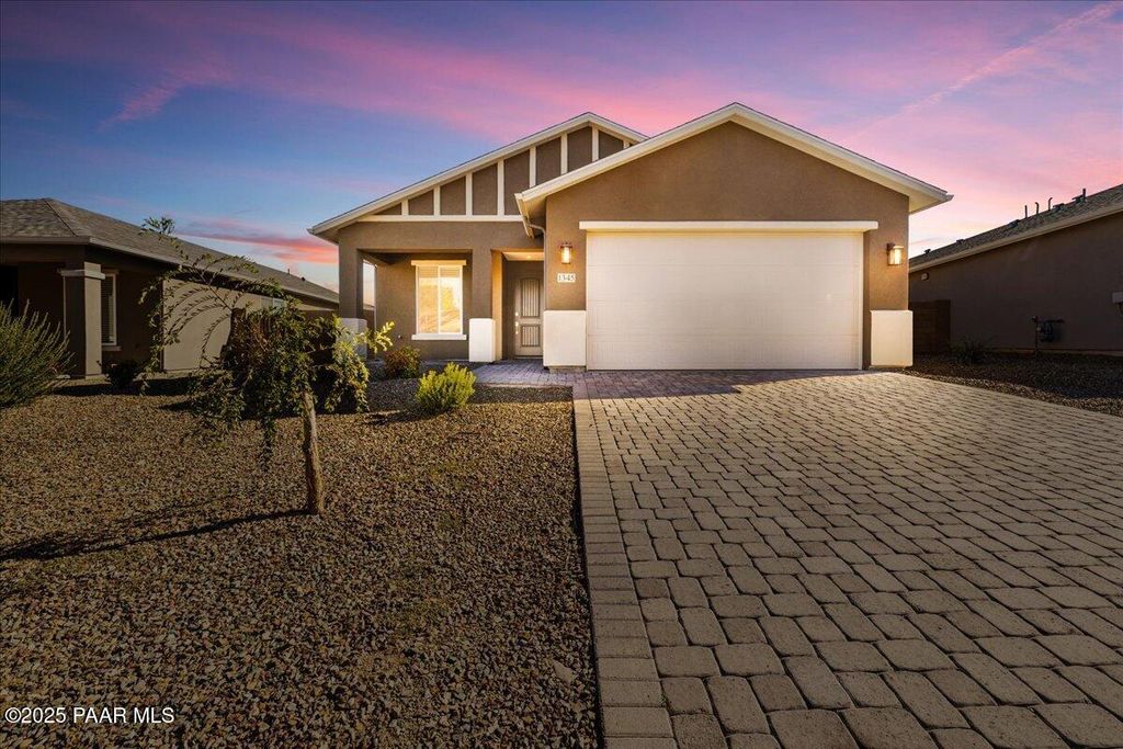 Photo of 1345 Stratford Place, Chino Valley, AZ 86323 (MLS # 1077422)