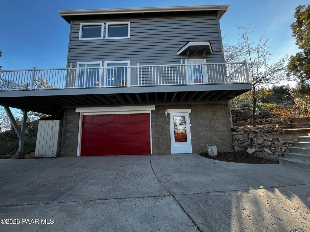 Photo of 2285 W Thumb Butte Road, Prescott, AZ 86305 (MLS # 1079436)