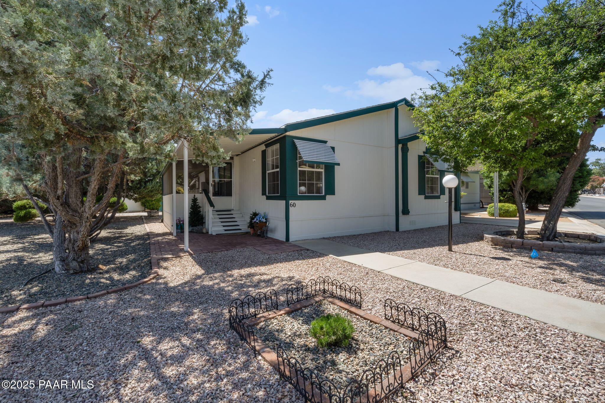 853 N State Route 89 60