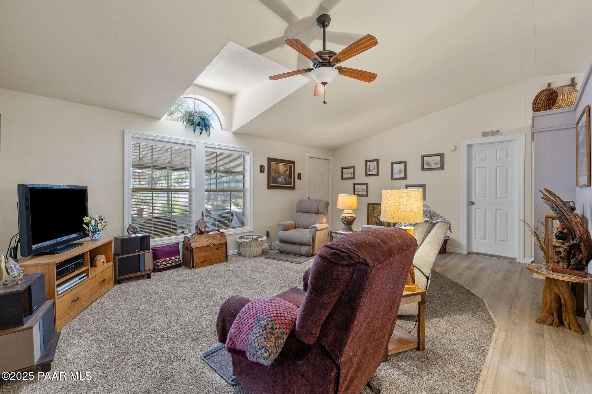 853 N State Route 89 60
