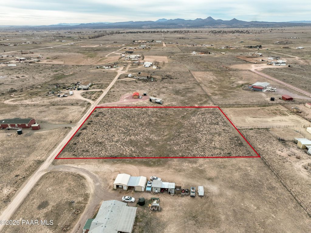 Photo of 26930 N Dark Sky Drive, Paulden, AZ 86334 (MLS # 1079542)