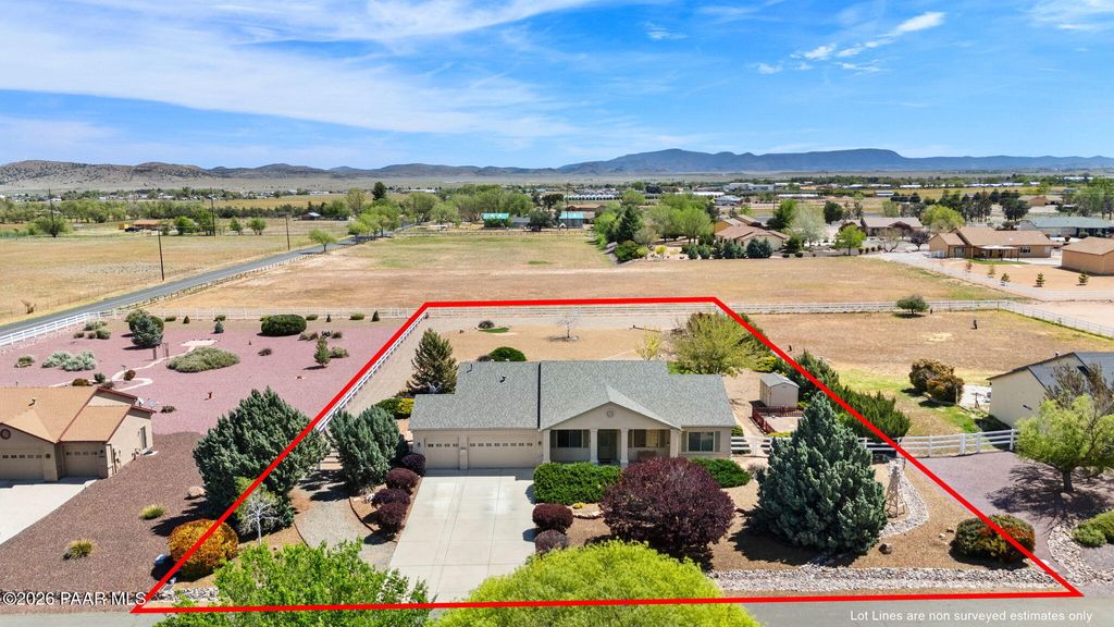 Photo of 2955 N Harrison Drive, Chino Valley, AZ 86323 (MLS # 1081168)