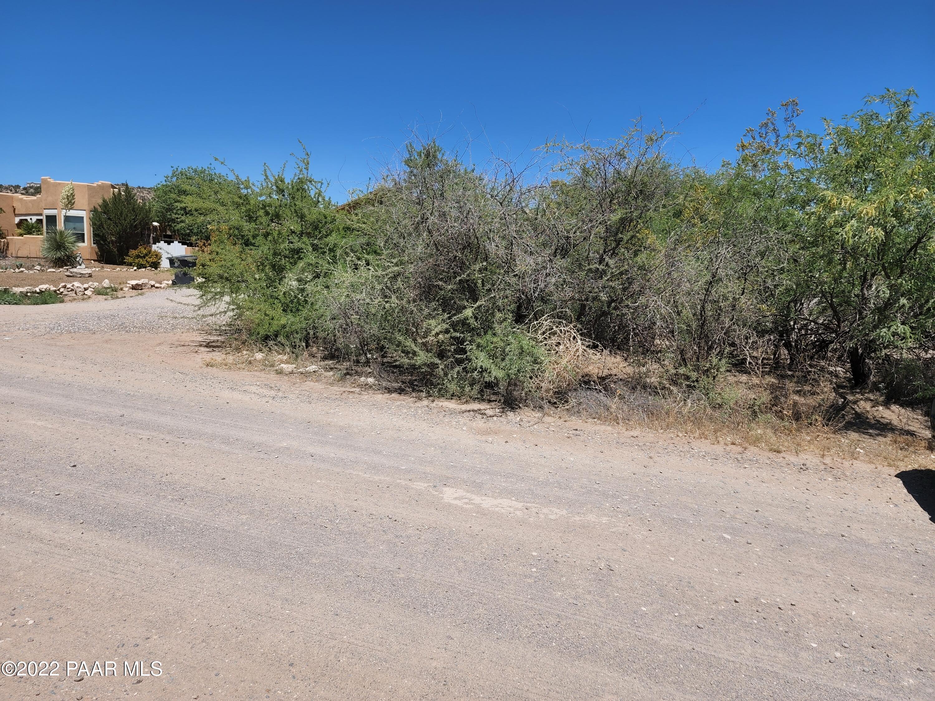 5705 N Vicki Lane