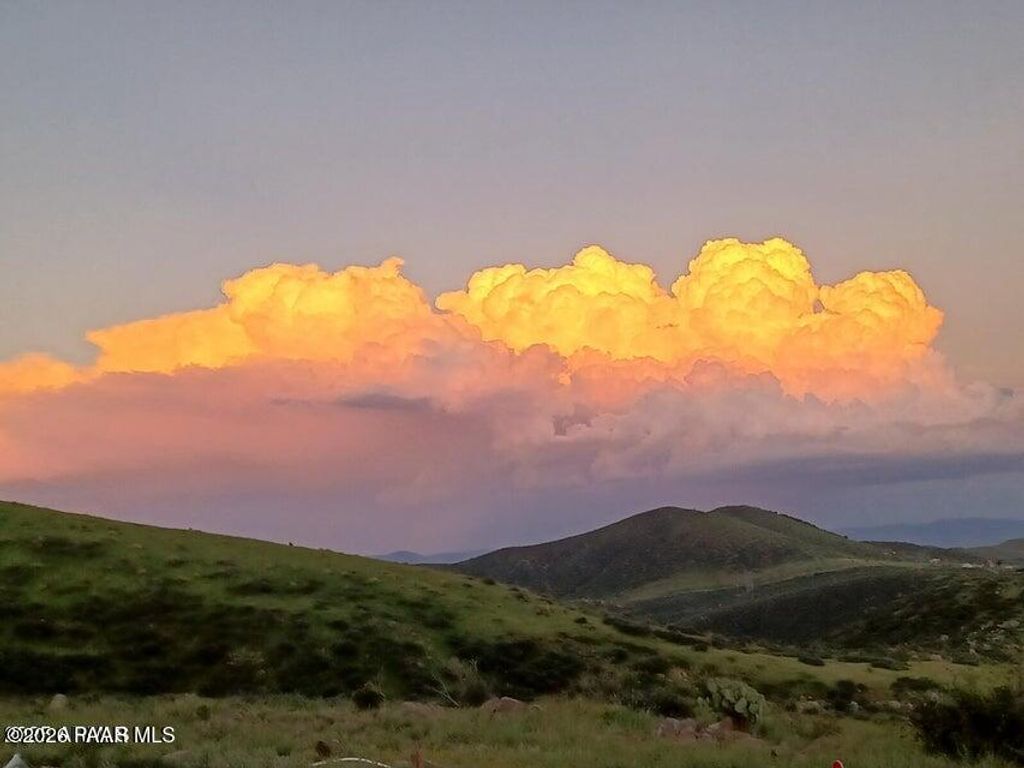 Photo of 5668 S Miners Pick Road, Dewey-Humboldt, AZ 86329 (MLS # 1078799)