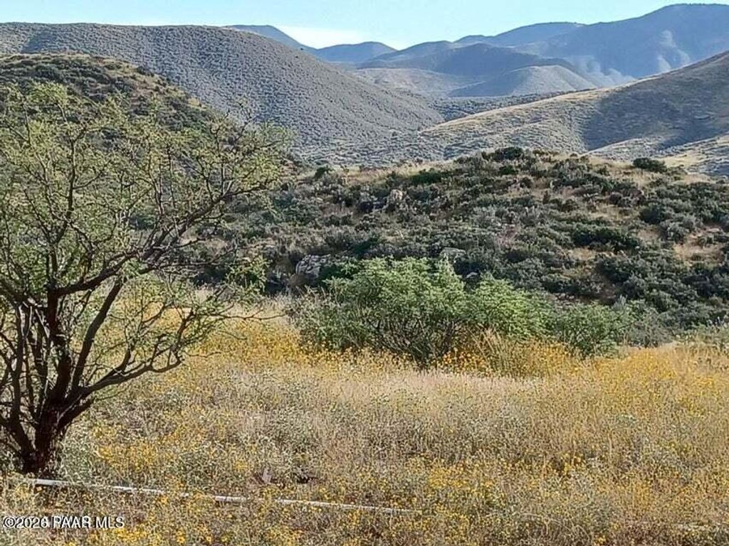 Photo of 5668 S Miners Pick Road, Dewey-Humboldt, AZ 86329 (MLS # 1078799)