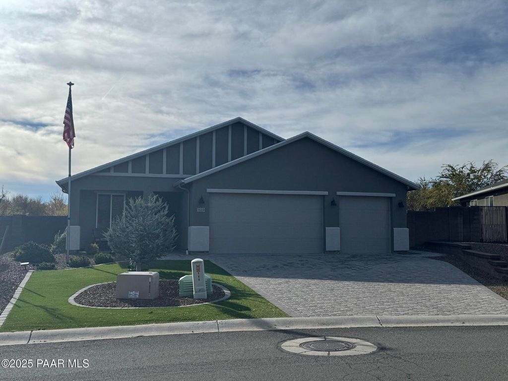 Photo of 1619 Stratford Place, Chino Valley, AZ 86323 (MLS # 1078011)