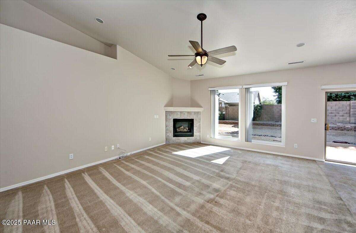 5491 N Ardmore Avenue