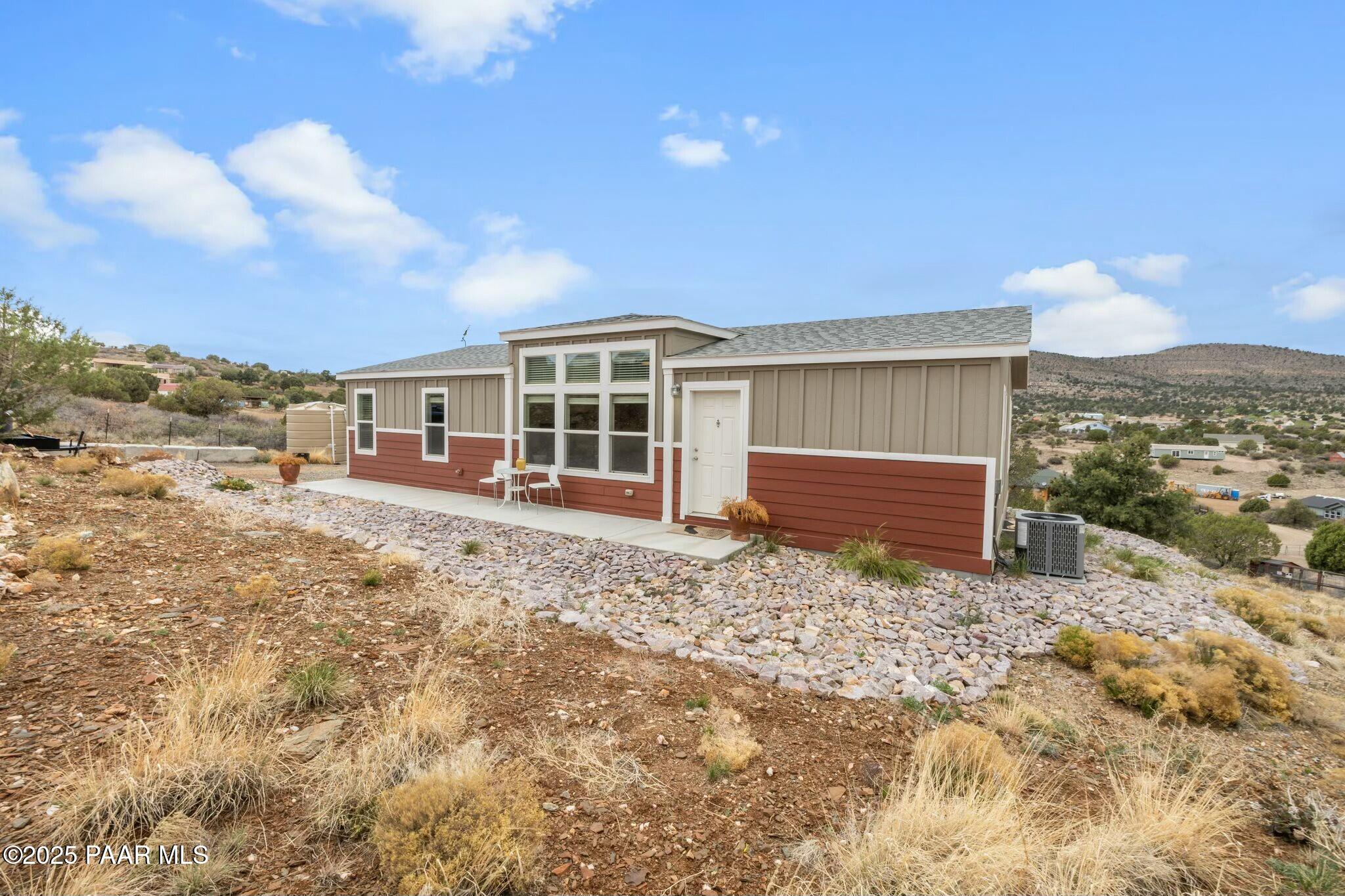 2215 N Smoki Trail