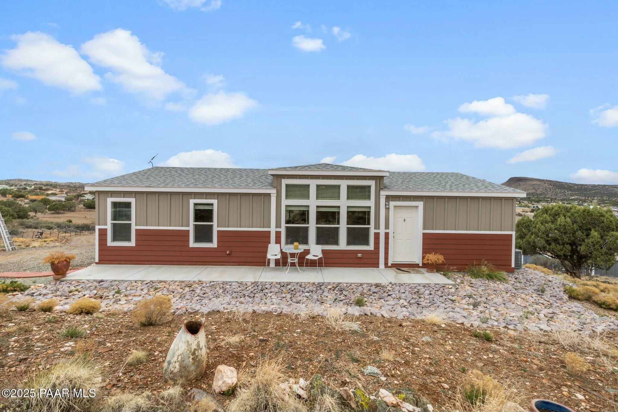 2215 N Smoki Trail