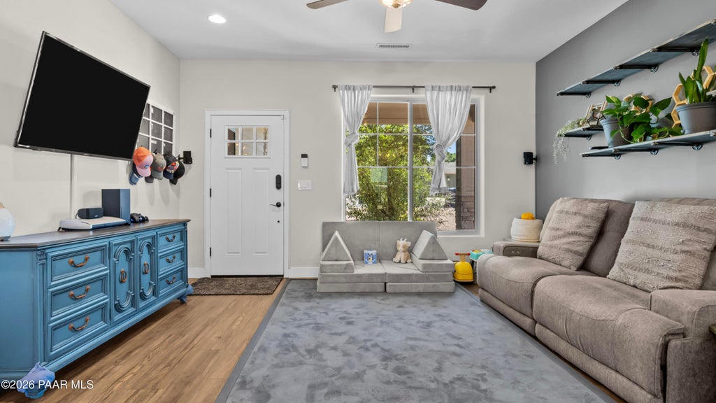 Photo of 982 Newton Way, Chino Valley, AZ 86323 (MLS # 1083131)
