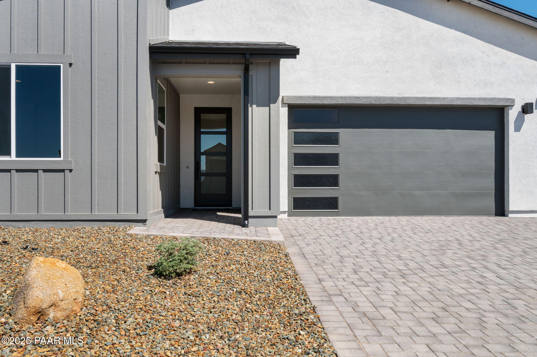 7492 E Louie Lane