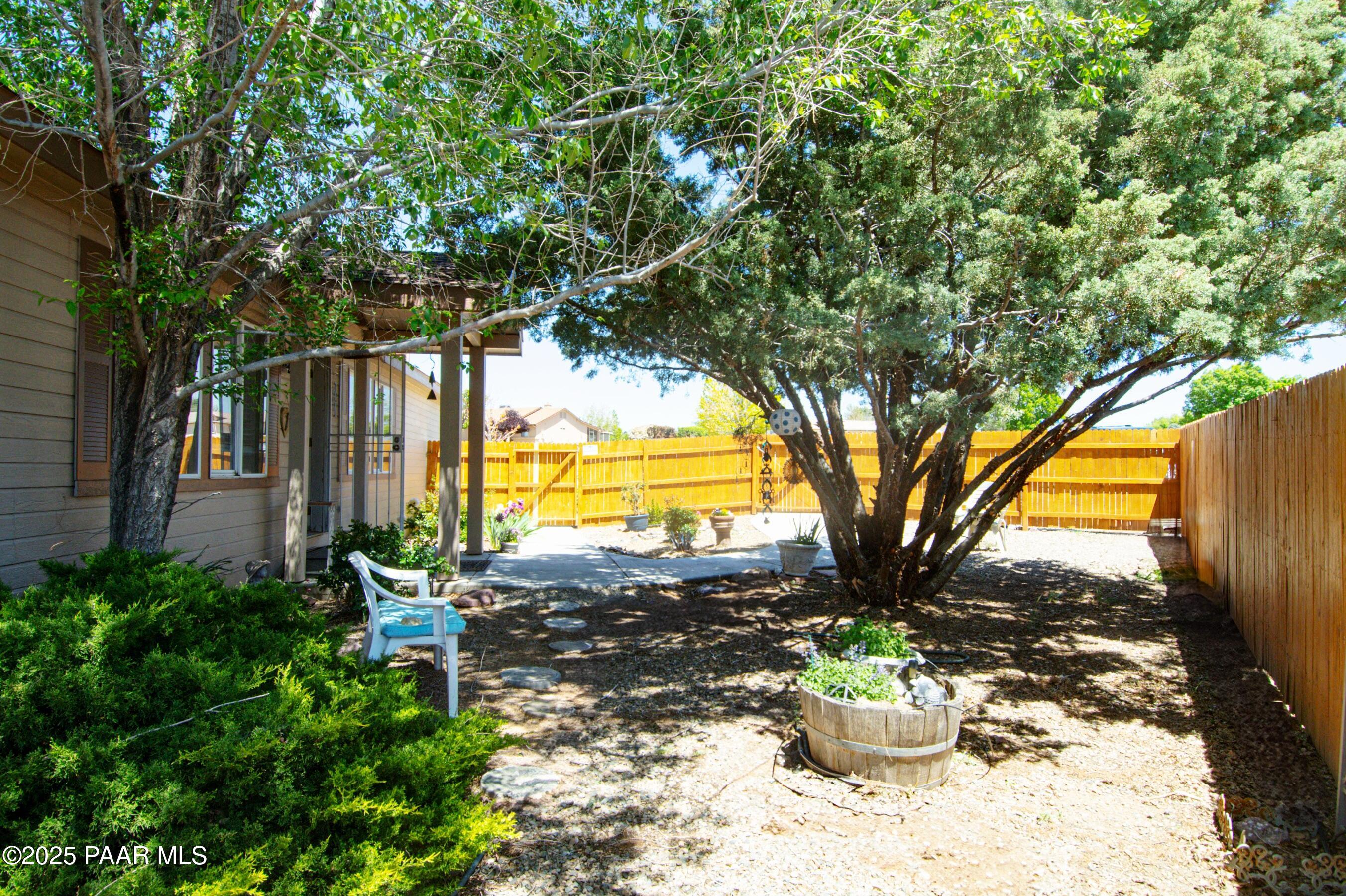 858 Sycamore Lane