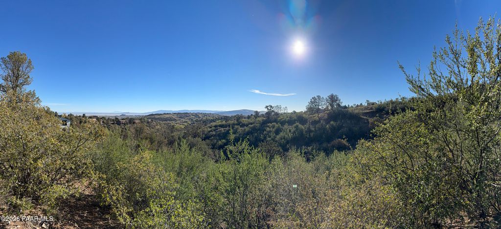 Photo of 2303 Arthur Drive, Prescott, AZ 86301 (MLS # 1080716)