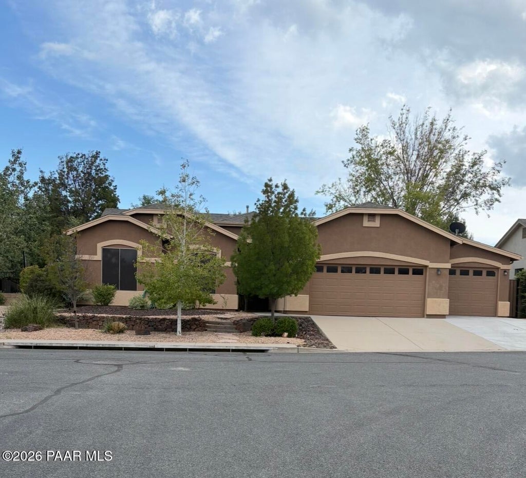 Photo of 6618 E Stratford Drive, Prescott Valley, AZ 86314 (MLS # 1085375)