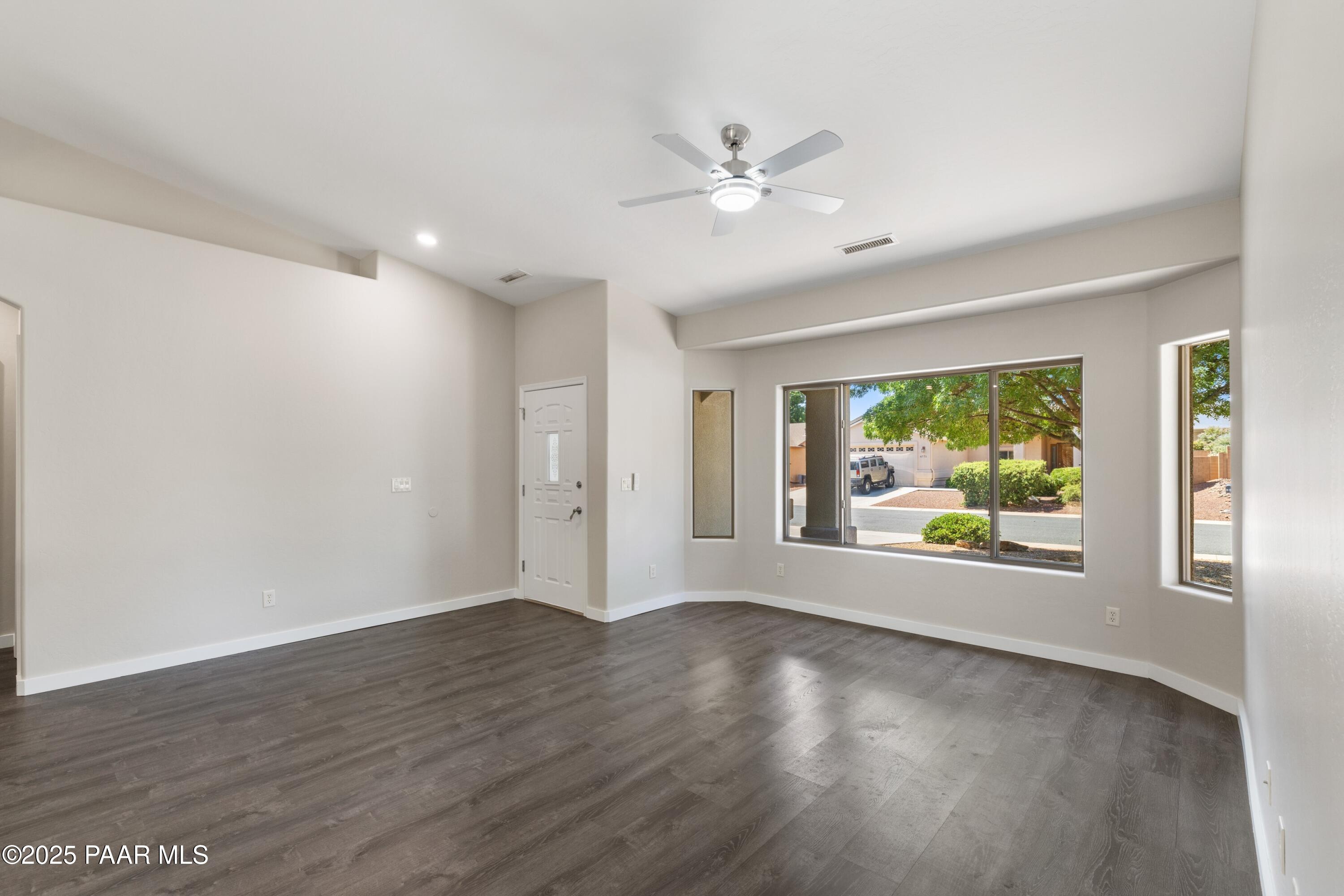 6778 E Kilkenny Place