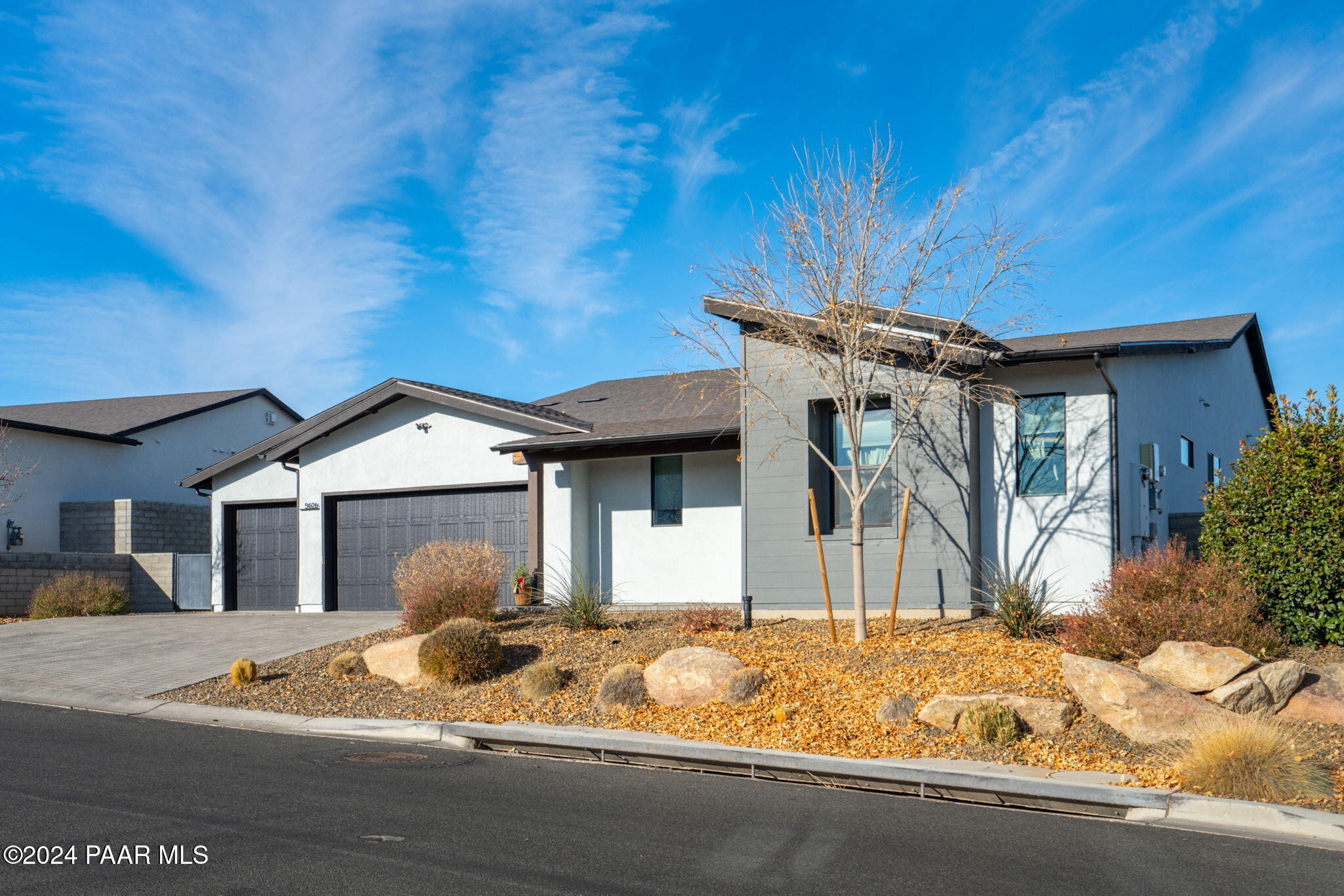 5626 E Killen Loop
