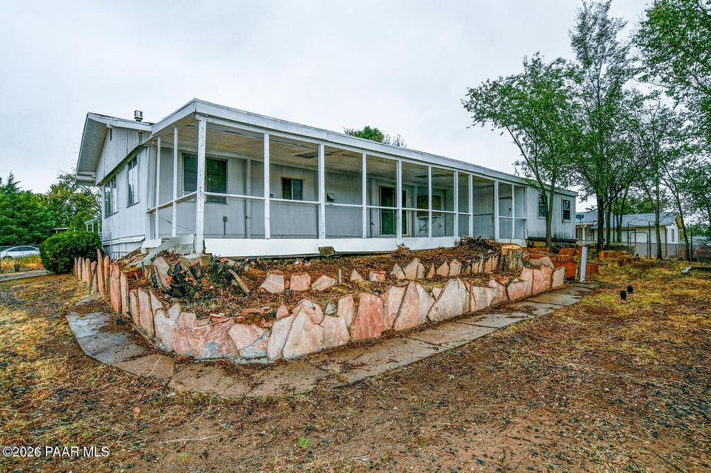 Photo of 6185 N Moonlight Way, Prescott Valley, AZ 86314 (MLS # 1080829)