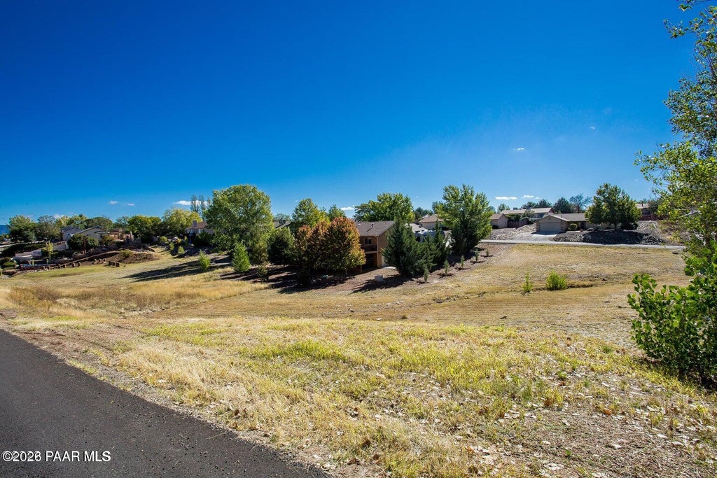 Photo of 7079 E Sunflower Lane, Prescott Valley, AZ 86314 (MLS # 1084957)