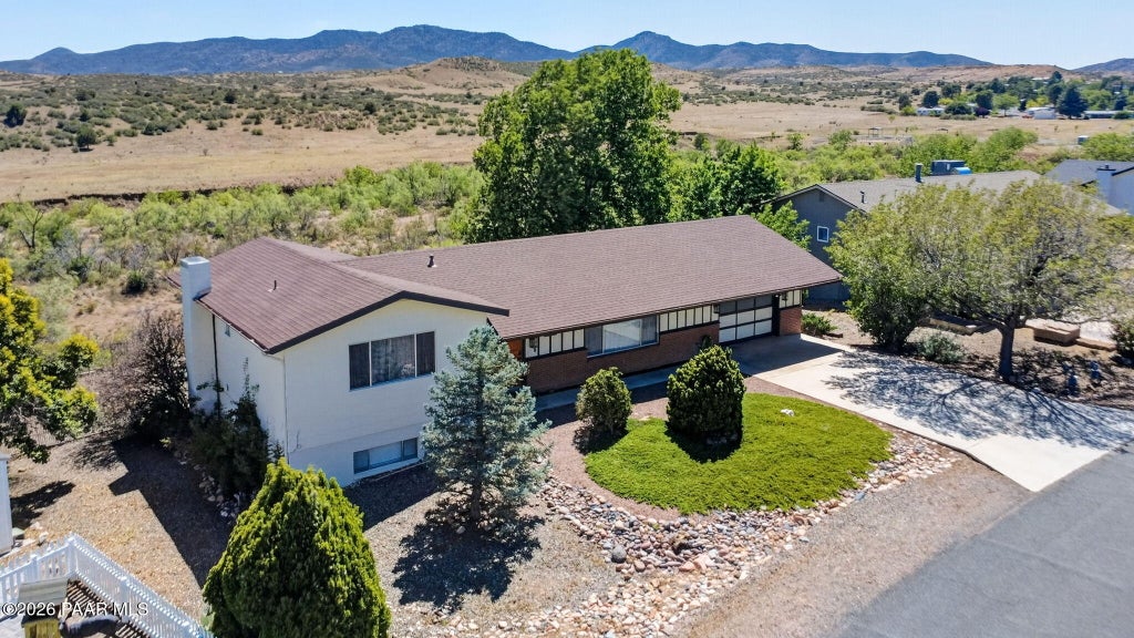 Photo of 1048 N Arrowhead Lane, Dewey-Humboldt, AZ 86327 (MLS # 1082538)