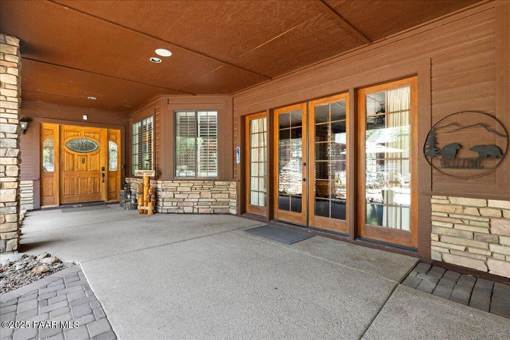 Photo of 5500 S Walker Road, Prescott, AZ 86303 (MLS # 1077933)