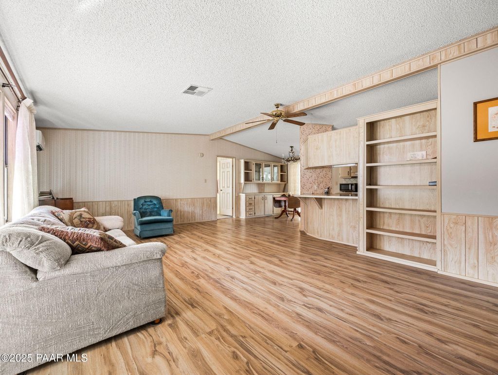 Photo of 18278 S Henley Avenue, Peeples Valley, AZ 86332 (MLS # 1077620)