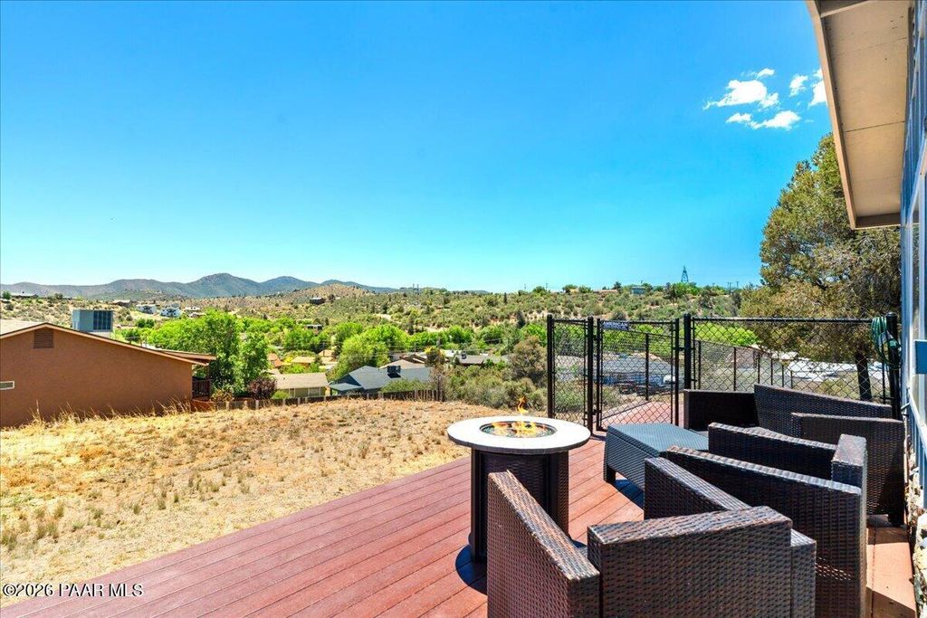 Photo of 1832 Emerald Drive, Prescott, AZ 86301 (MLS # 1082143)