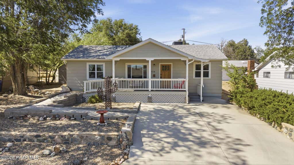 Photo of 728 Douglas Avenue, Prescott, AZ 86301 (MLS # 1083331)