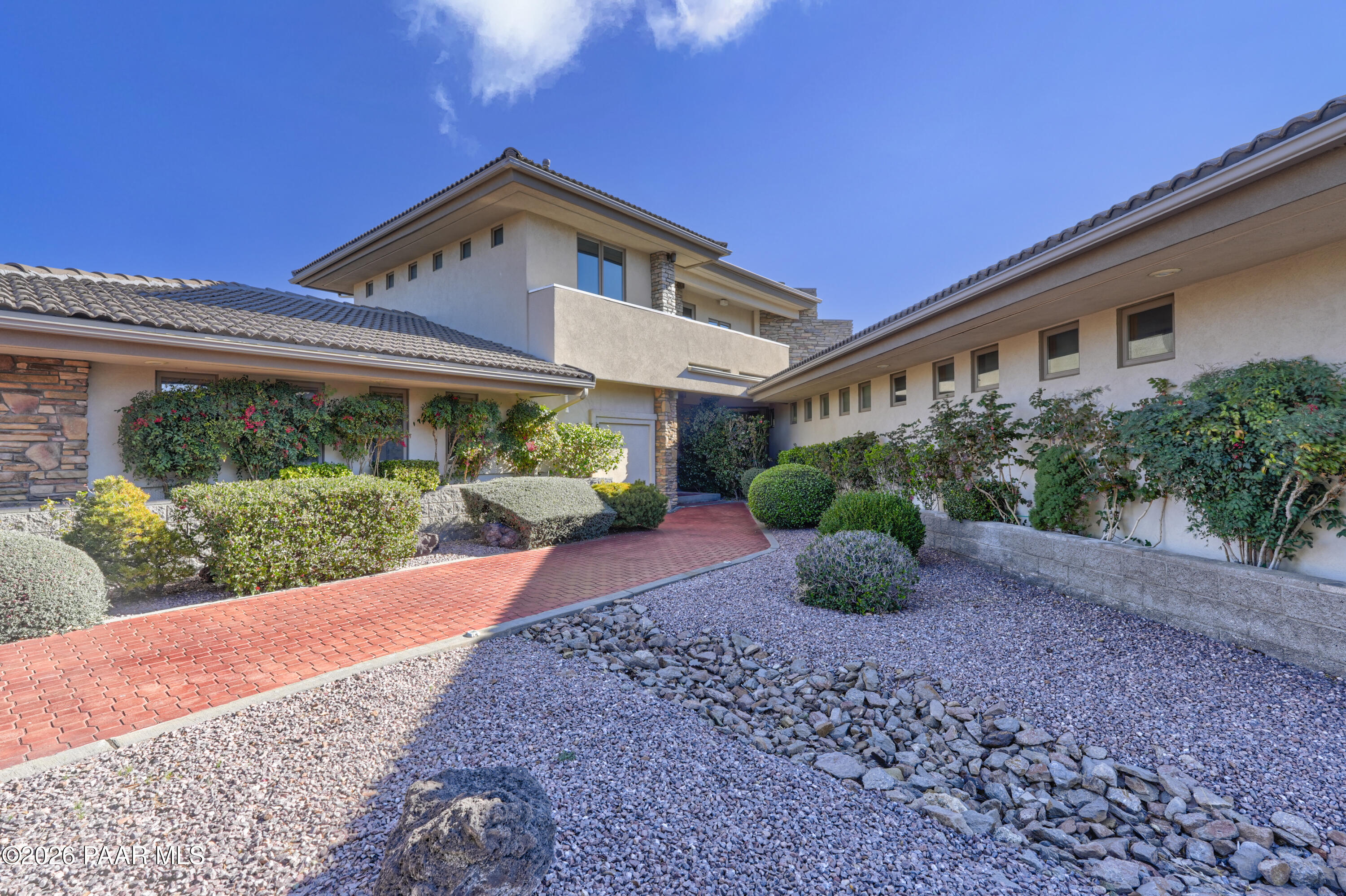 1375 N Overlook Drive